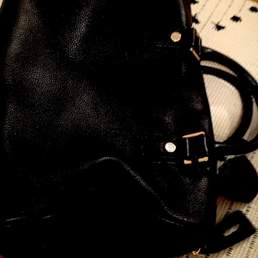 Maxamaria lightly used, no shoulder straps